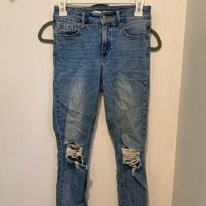 Old Navy straight leg cropped ripped jeans